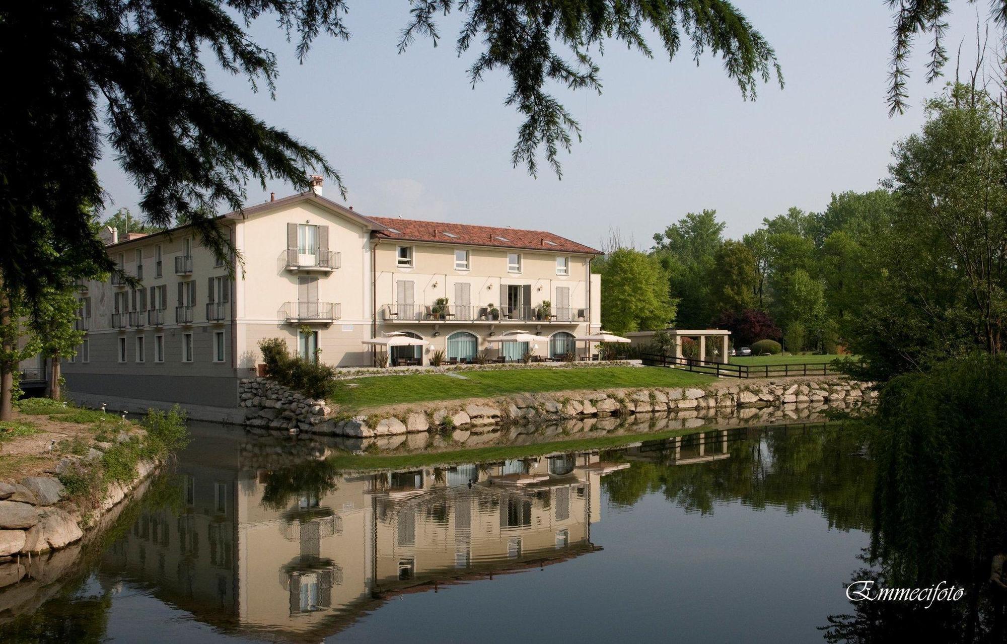 Hotel Il Corazziere Merone Exteriér fotografie