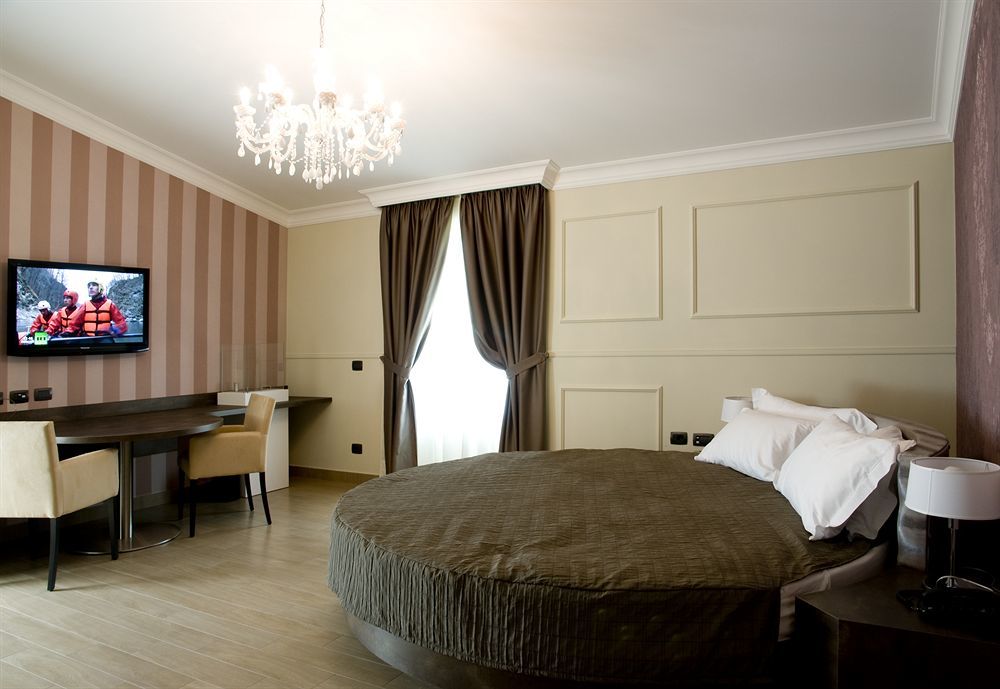 Hotel Il Corazziere Merone Pokoj fotografie
